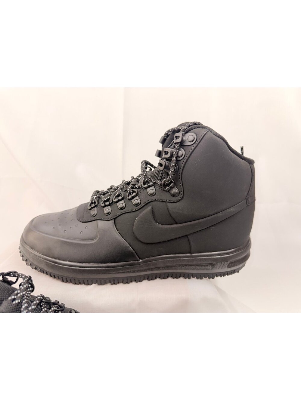 Nike Lunar Force 1 Men's Winterized Duckboot Triple Black Size 9.5BQ7930-003 Men